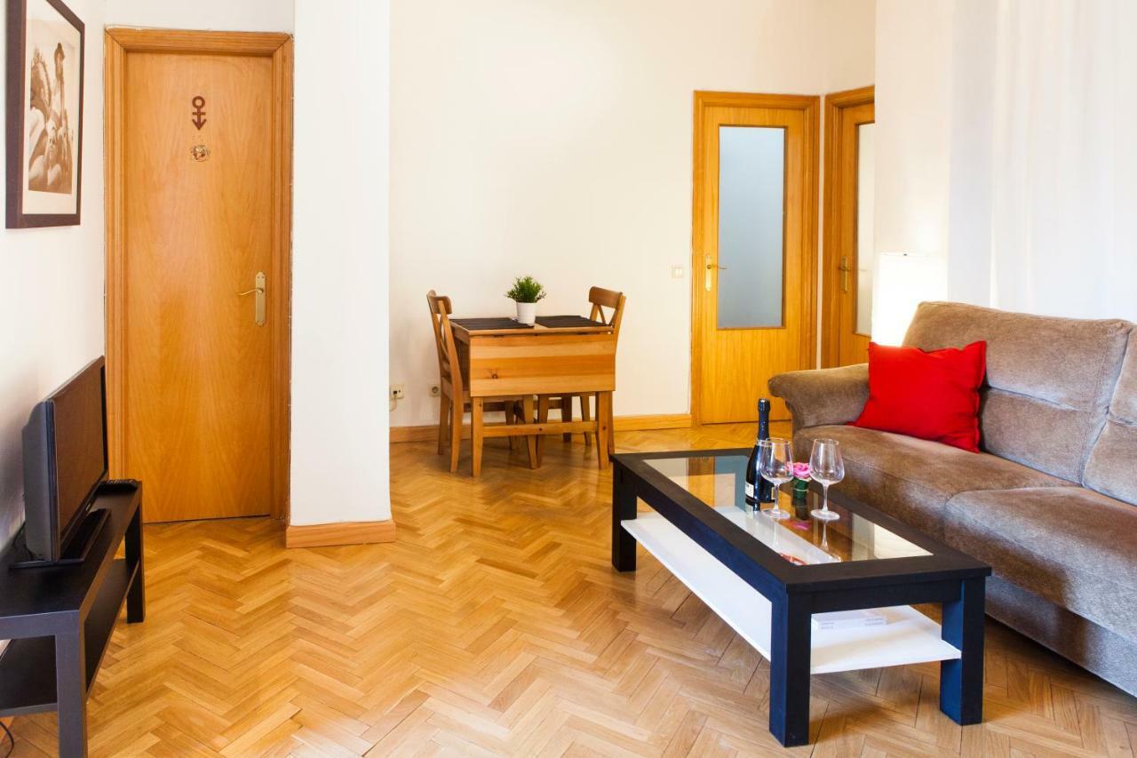 Apartamento Segovia Madrid Exterior foto